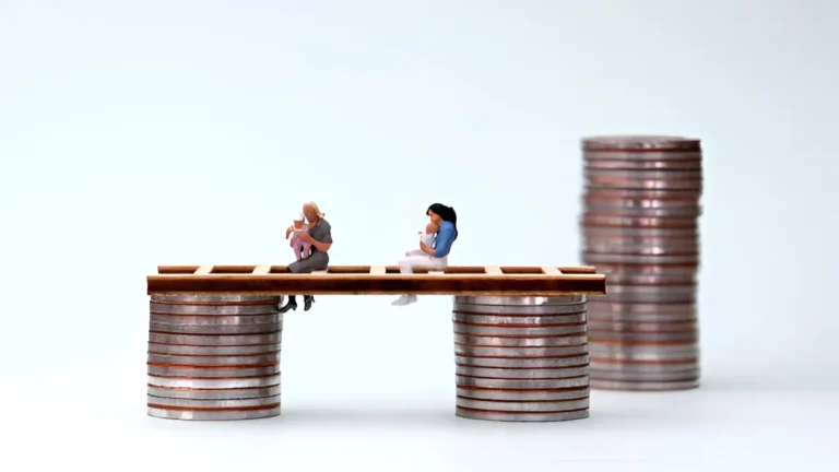 Bridging the Financial Gap During Major Life Transitions