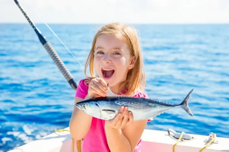 How to Plan a Kid-Friendly Fishing Trip on a Boat Rental