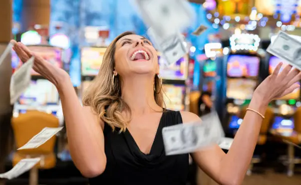 How Digital Art Transforms Online Slot Experiences